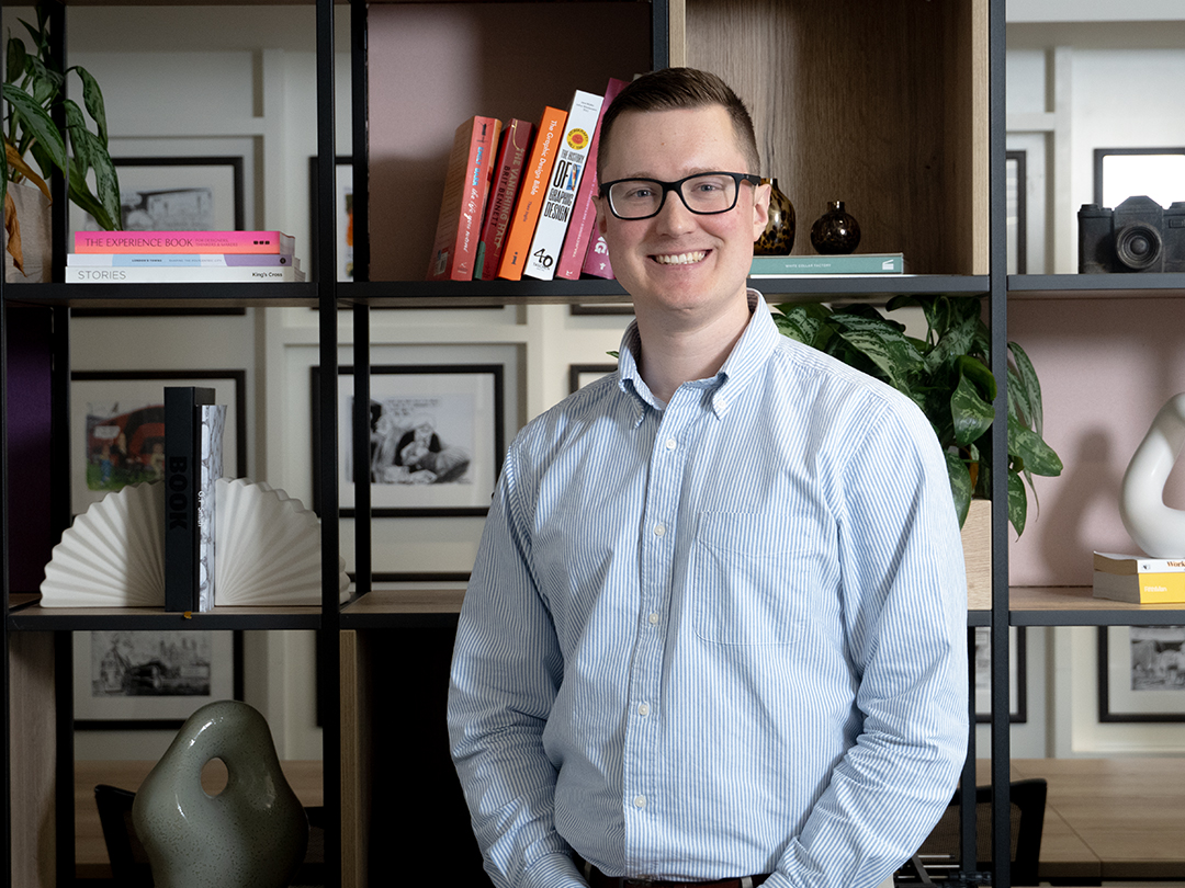 Jonny Hellman headshot